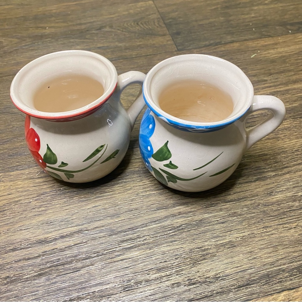 Handcrafted Floral Ceramic Mugs - Red and Blue Mexican craftsmanship - Picture 4 of 5